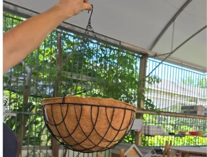 סל תליה על מצע קוקוס 035