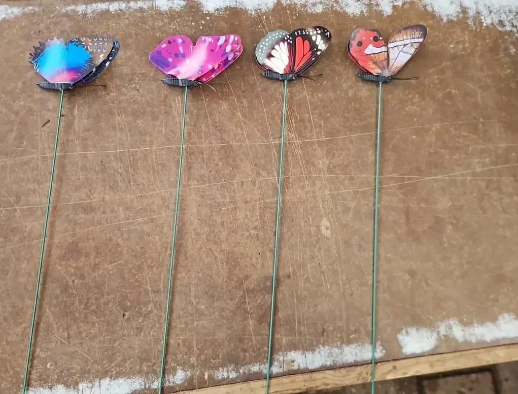 פרפר על פרפר קישוט ננעץ לעציצים