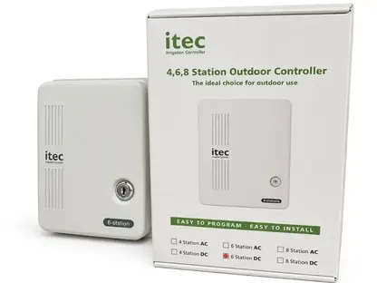 מחשב השקיה I-TEC DC  עם אריזת המוצר