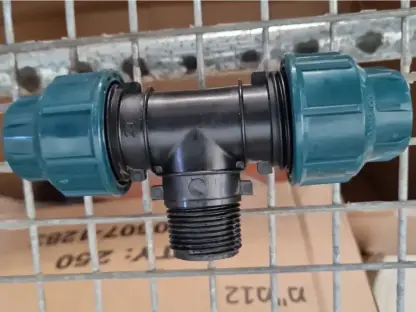 טי 3/4 20-20 מ"מ חוץ פלסים