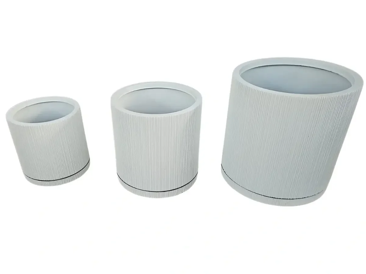 עציץ צילינדר פסים בצבע לבן בשלושה גדלים