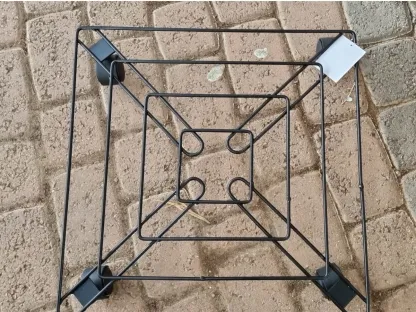 תחתית רבוע 45 ס"מ על גלגלים