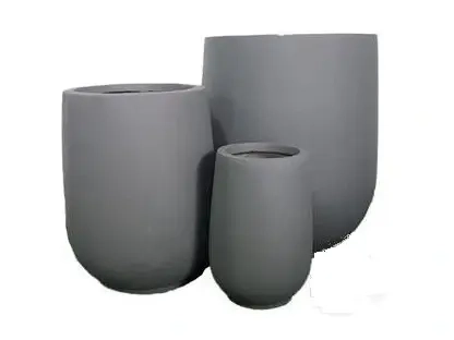 עציץ פיבר גבוה בקוטר 20, 34 או 48 ס"מ ובגובה 36, 54 או 62 בהתאמה לשתילה