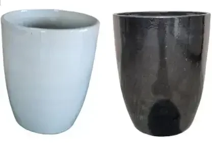 עציץ צילינדר גלזורה בצבעי שחור וקרם