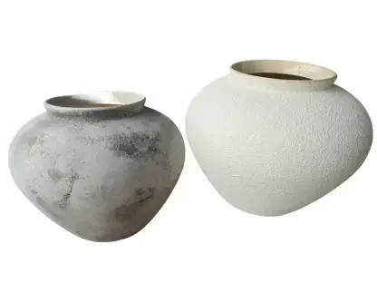 כד רומי לעציץ 12 ס"מ לבן מחוספס או מראה 'עתיק'