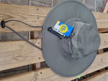 כובע UPF רחב שוליים אפור