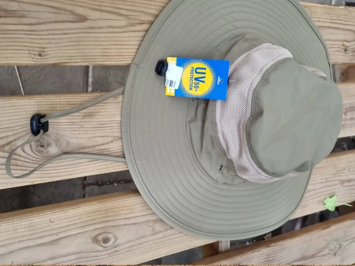 כובע UPF רחב שוליים חאקי