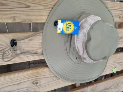 כובע UPF רחב שוליים חאקי