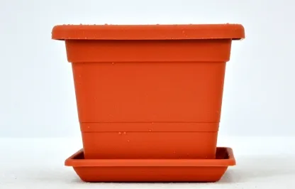 עציץ מרובע 032 טרקוטה