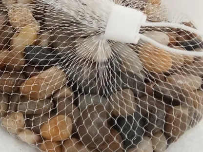 חלוקי נחל לקישוט