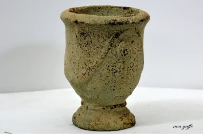 כד גביע ויאטנמי