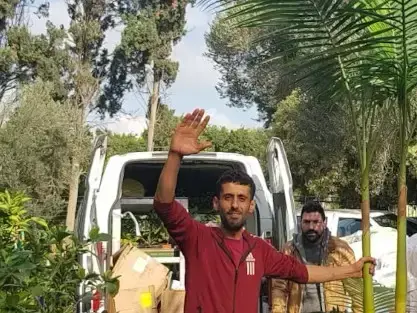 עובדים מסורים מצוות המשתלה