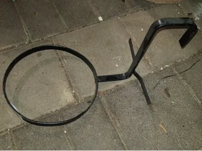 סטנד כדים לתליה על מעקה