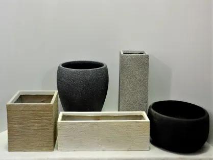 עציצים ואדניות פיבר