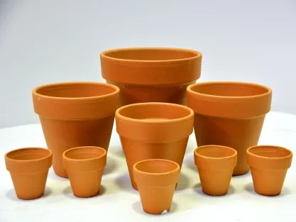 עציצים ואדניות חרס