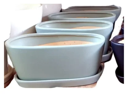 אדנית אובלית בגוון תכלת מעושן – עדין ורענן