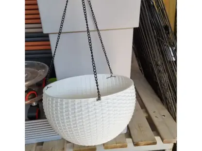 סלסלת תליה חנה לבן