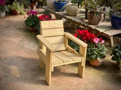 כיסא עץ לילדים – דגם גבוה, יציב ונוח