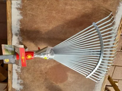 מגרפה לעלים מתכווננת תוצרת וולף