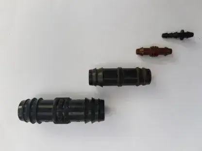 מחברי פלסטיק לצנרת