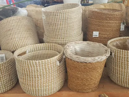 סלי קש לעציצים